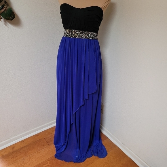 Roberta Black and Blue Strapless Formal - Picture 1 of 5